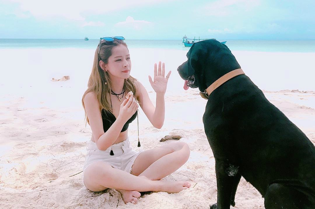 Chi Pu cán mốc 2 triệu lượt theo dõi Instagram ảnh 3 Chi Pu can moc 2 trieu luot theo doi Instagram anh 3