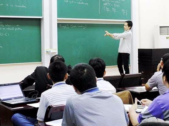 Co dung 'nganh Toan o ta yeu toan dien'? hinh anh