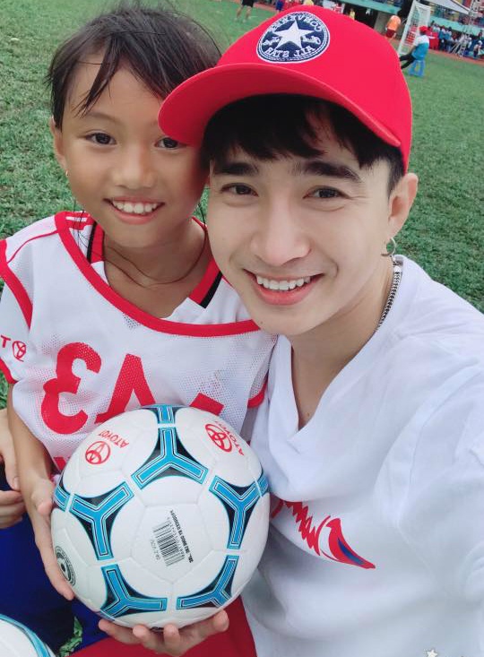 co be tang bong 200 luot anh 1