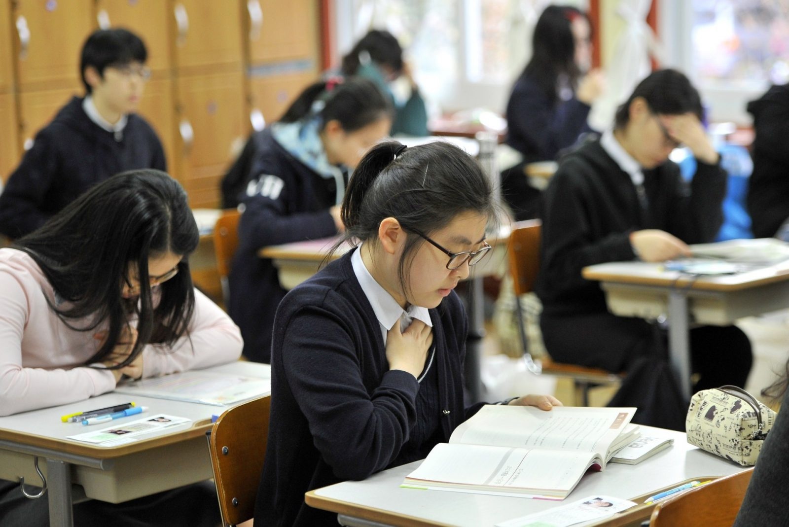 học sinh Hàn Quốc tự tử vì áp lực học tập ảnh 1 hoc sinh Han Quoc tu tu vi ap luc hoc tap anh 1