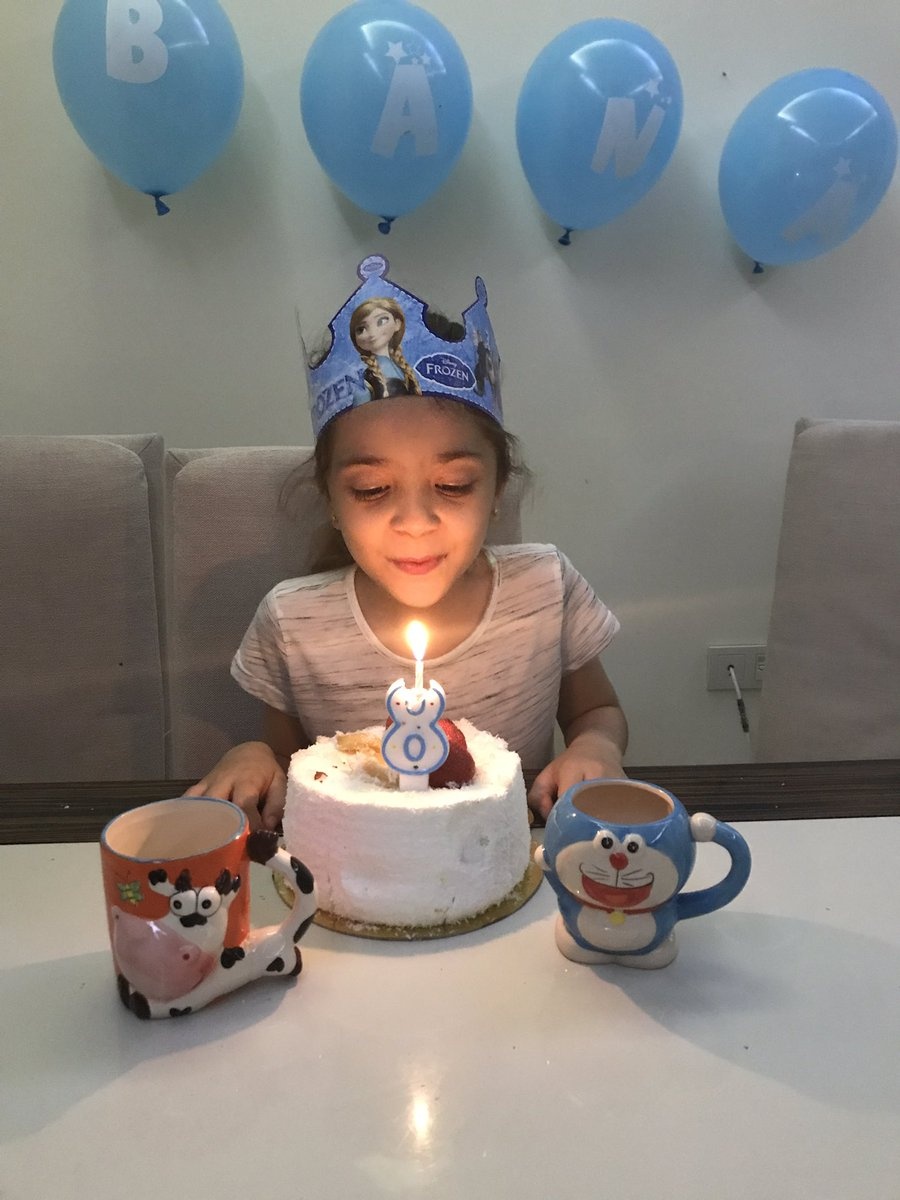 be 8 tuoi keu cuu o Aleppo anh 3