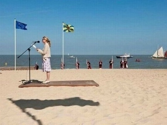 ảnh hài hước nhờ chụp đúng thời điểm ảnh 4 anh hai huoc nho chup dung thoi diem anh 4