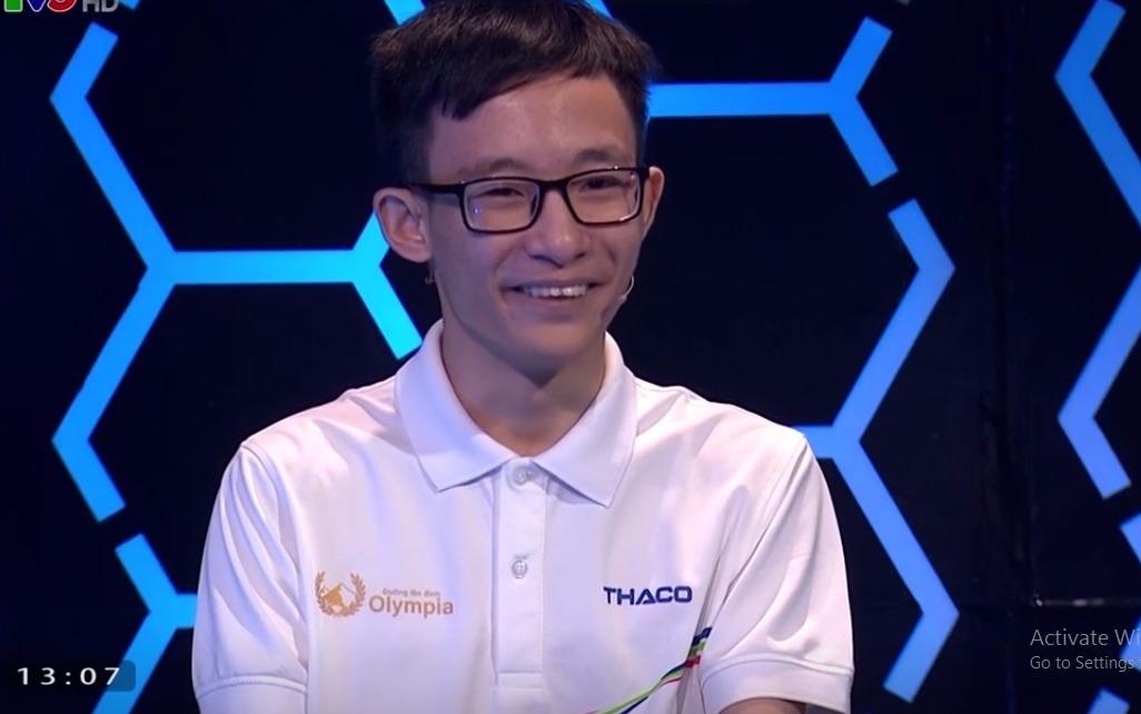 Huy Hoang tra loi dung 9/12 cau hoi Khoi dong hinh anh