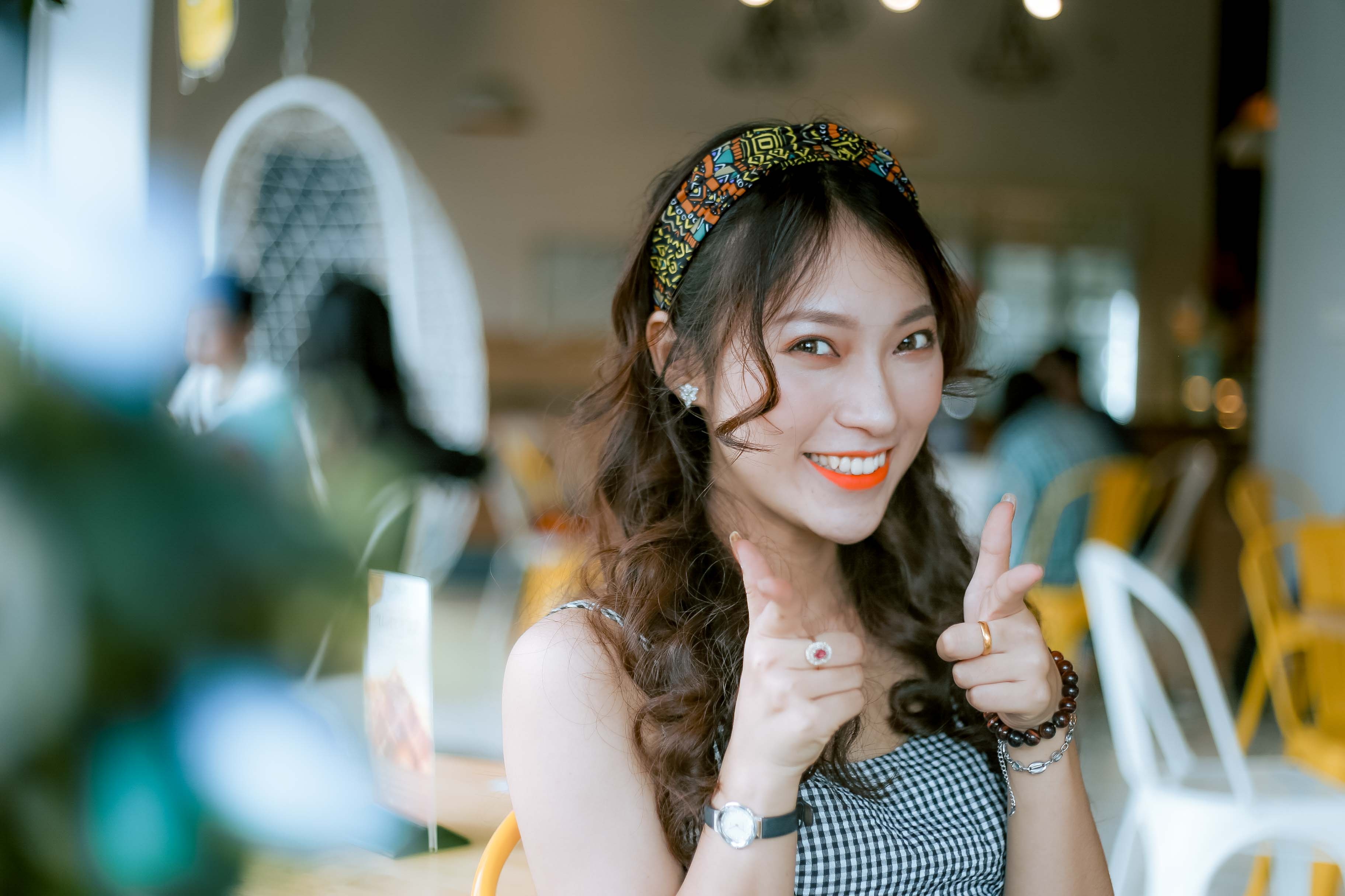 ‘Hot girl noi 7 thu tieng’ chia se ve cuoc song hien tai hinh anh