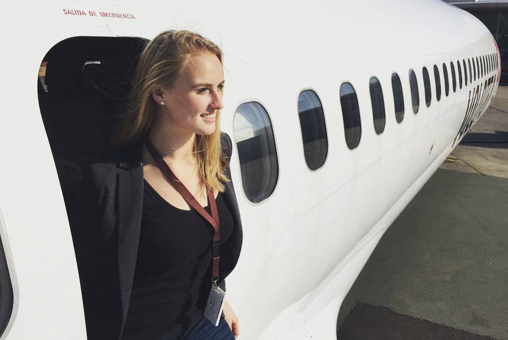 nu phi cong xinh dep noi tieng anh 7