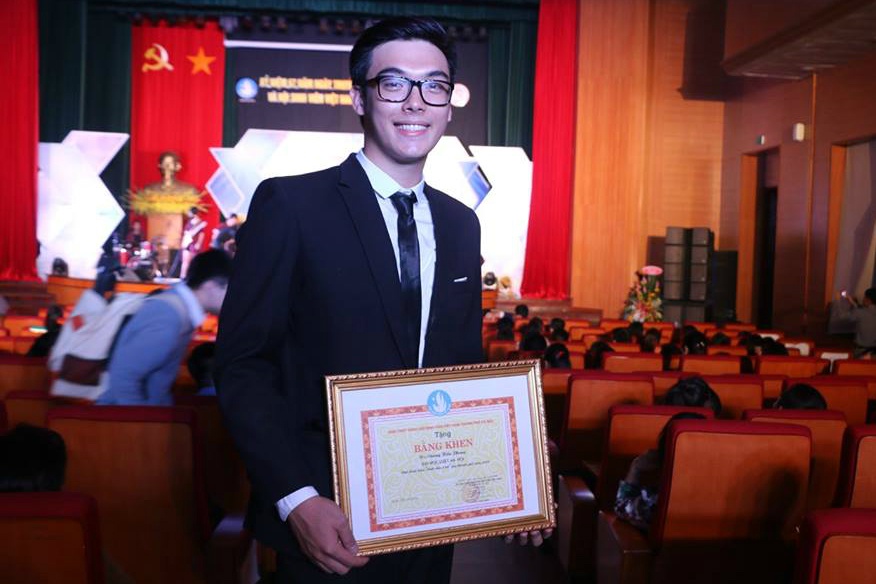 Hot boy trường Luật ảnh 2 Hot boy truong Luat anh 2