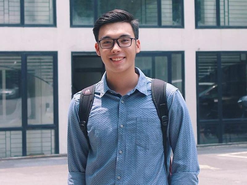 'Hot boy truong Luat' chua yeu ai du duoc nhieu nguoi to tinh hinh anh