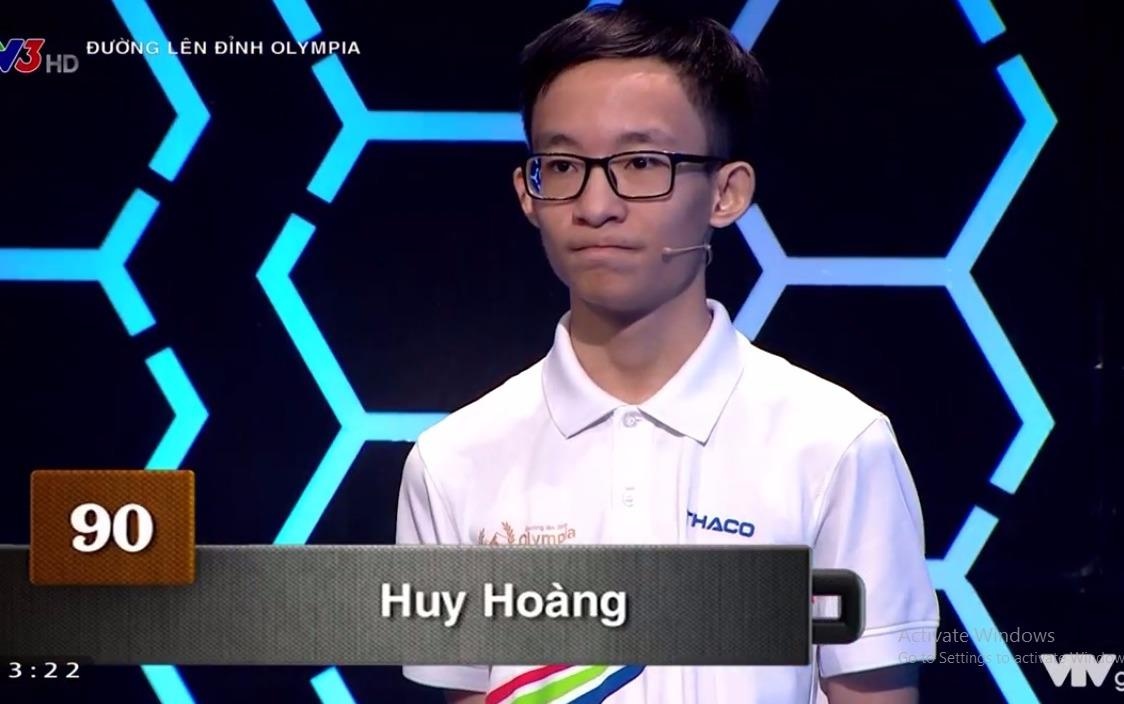 Huy Hoang dan dau sau phan thi Khoi dong hinh anh