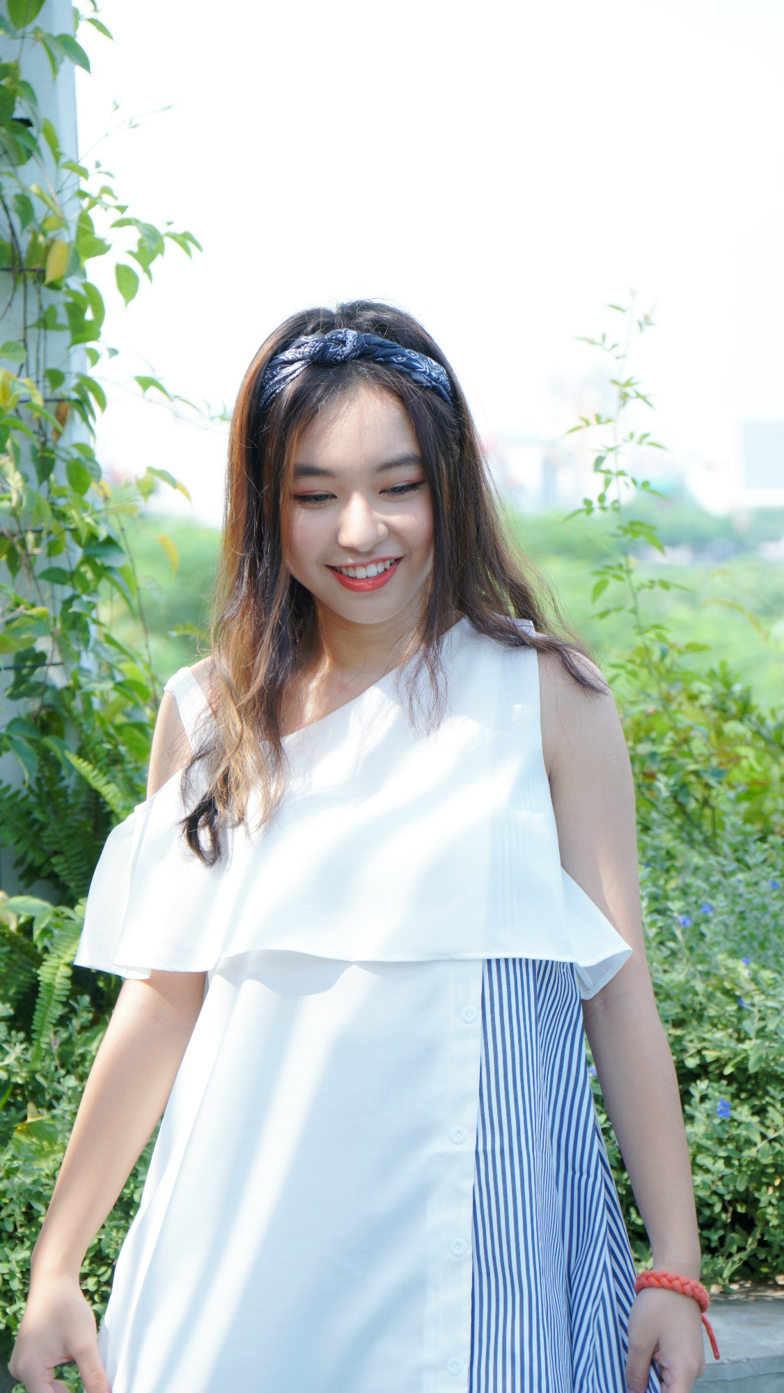 Hot girl 9X Linh Chi anh 14