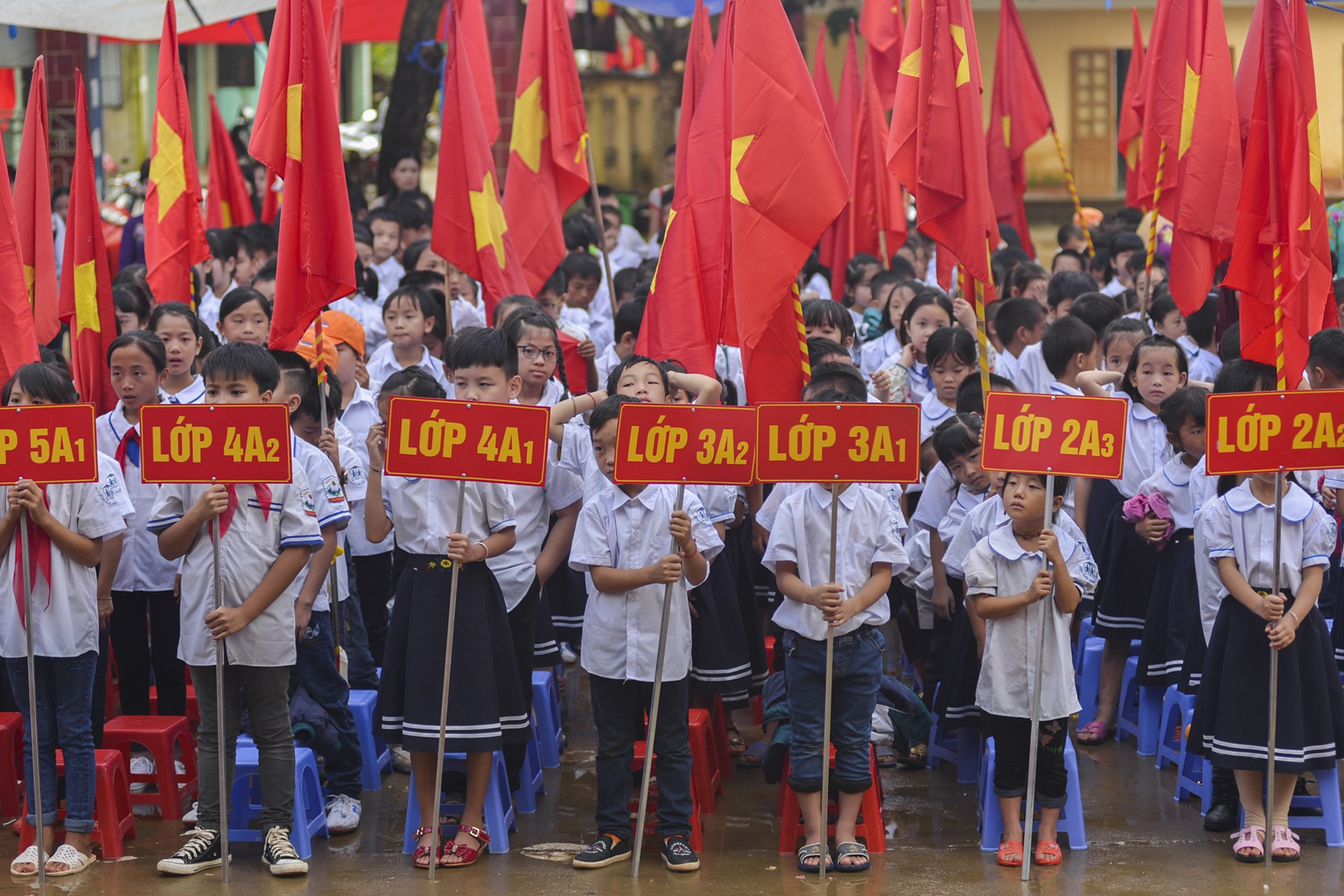 Khai giang nam hoc 2017 anh 8