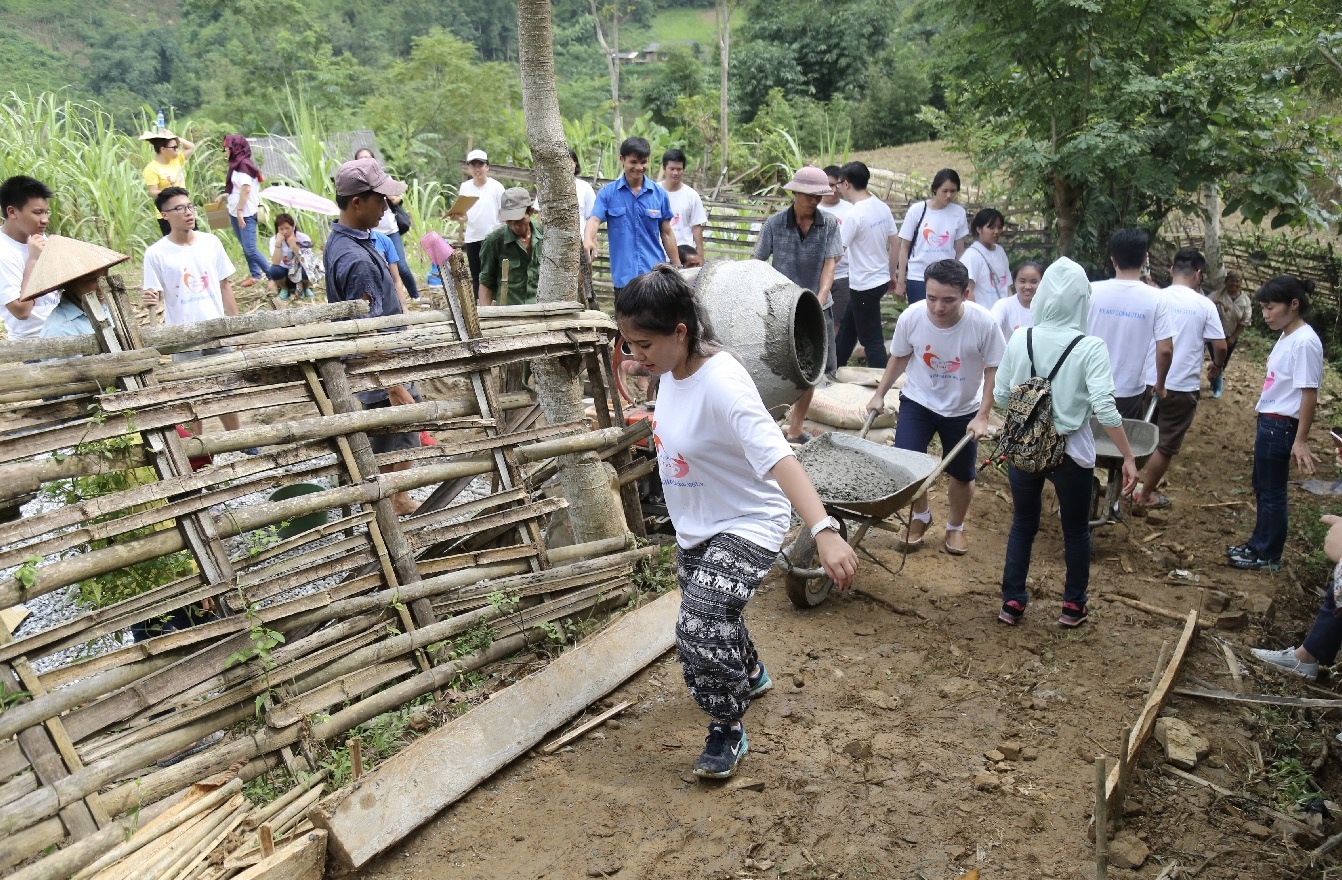 nu sinh trung tuyen 16 truong dai hoc anh 12