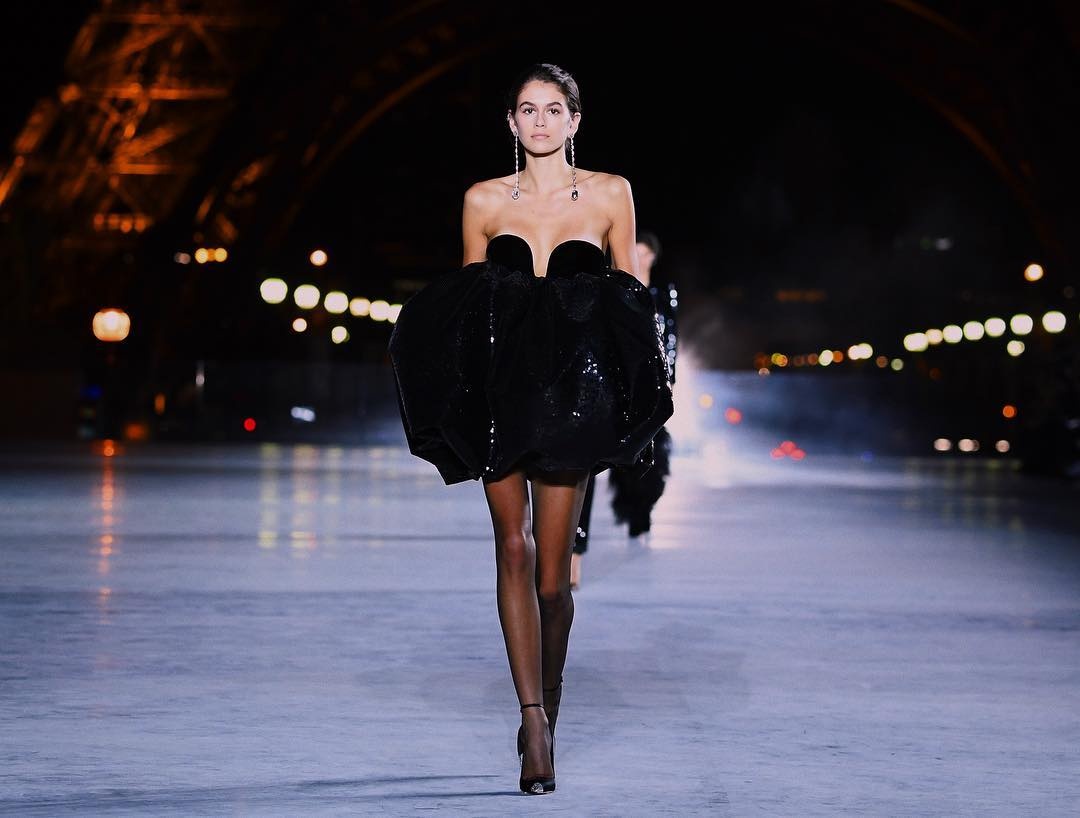 Con cua Cindy Crawford anh 5