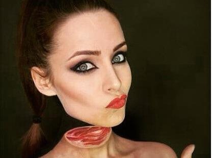 Co gai co 100.000 fan nho tai make up kinh di, cosplay giong y ban goc hinh anh