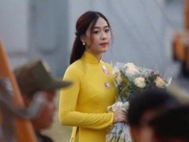 Hai 9X tang hoa tong thong My va thu tuong Canada duoc nguong mo hinh anh