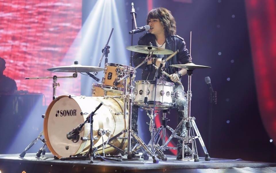 Tiet muc 'dot chay' san khau Vietnam Idol Kids 2017 cua Thien Khoi hinh anh