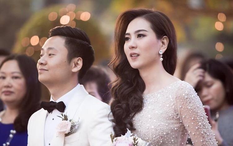 Mai Ngoc: Tu hot girl doi dau den MC thoi tiet co cuoc song vien man hinh anh