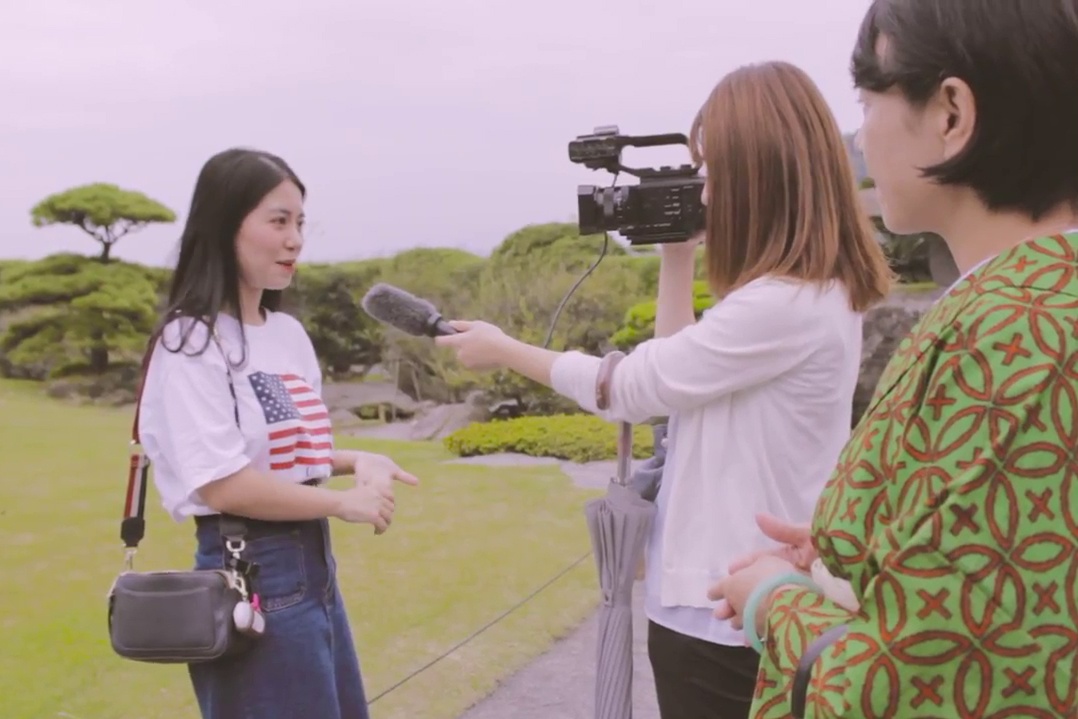 hot girl Việt lên báo nước ngoài ảnh 1 hot girl Viet len bao nuoc ngoai anh 1