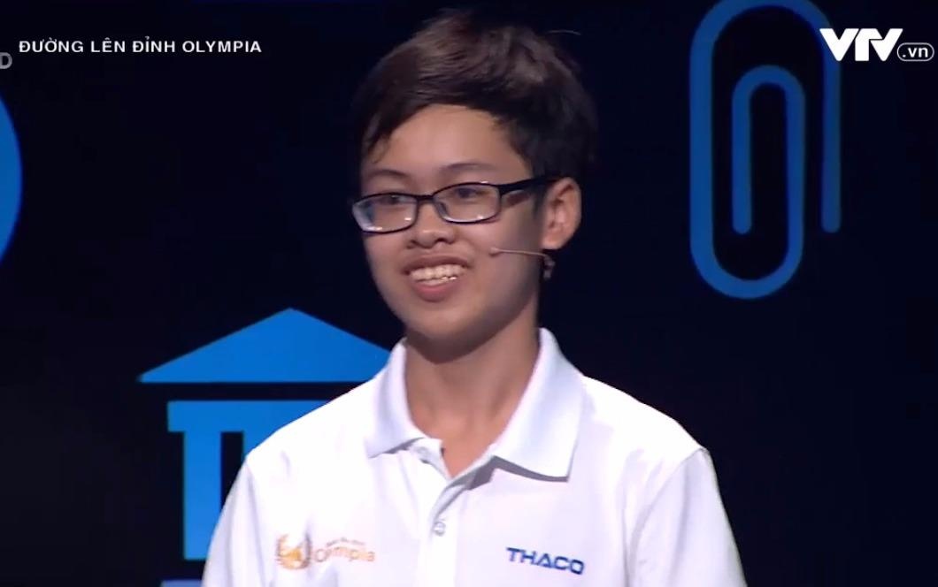 Quang Nhat ghi 40 diem o goi cau hoi ve dich hinh anh