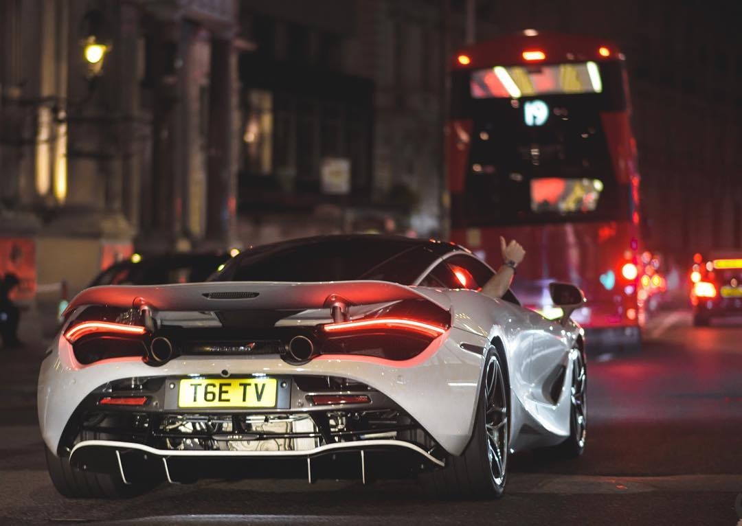 nghề lái thử siêu xe ảnh 1 nghe lai thu sieu xe anh 1