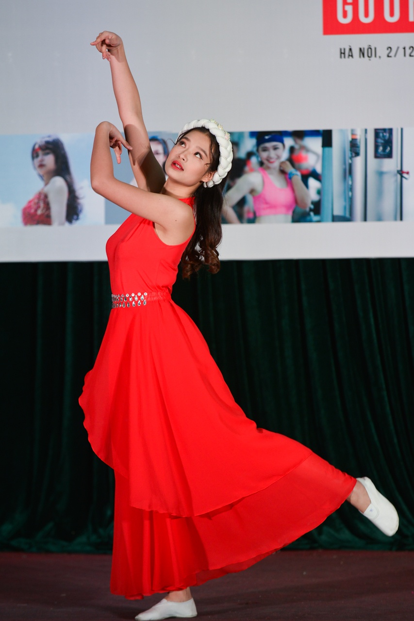 guong mat trang bia bao Sinh vien Viet Nam anh 13