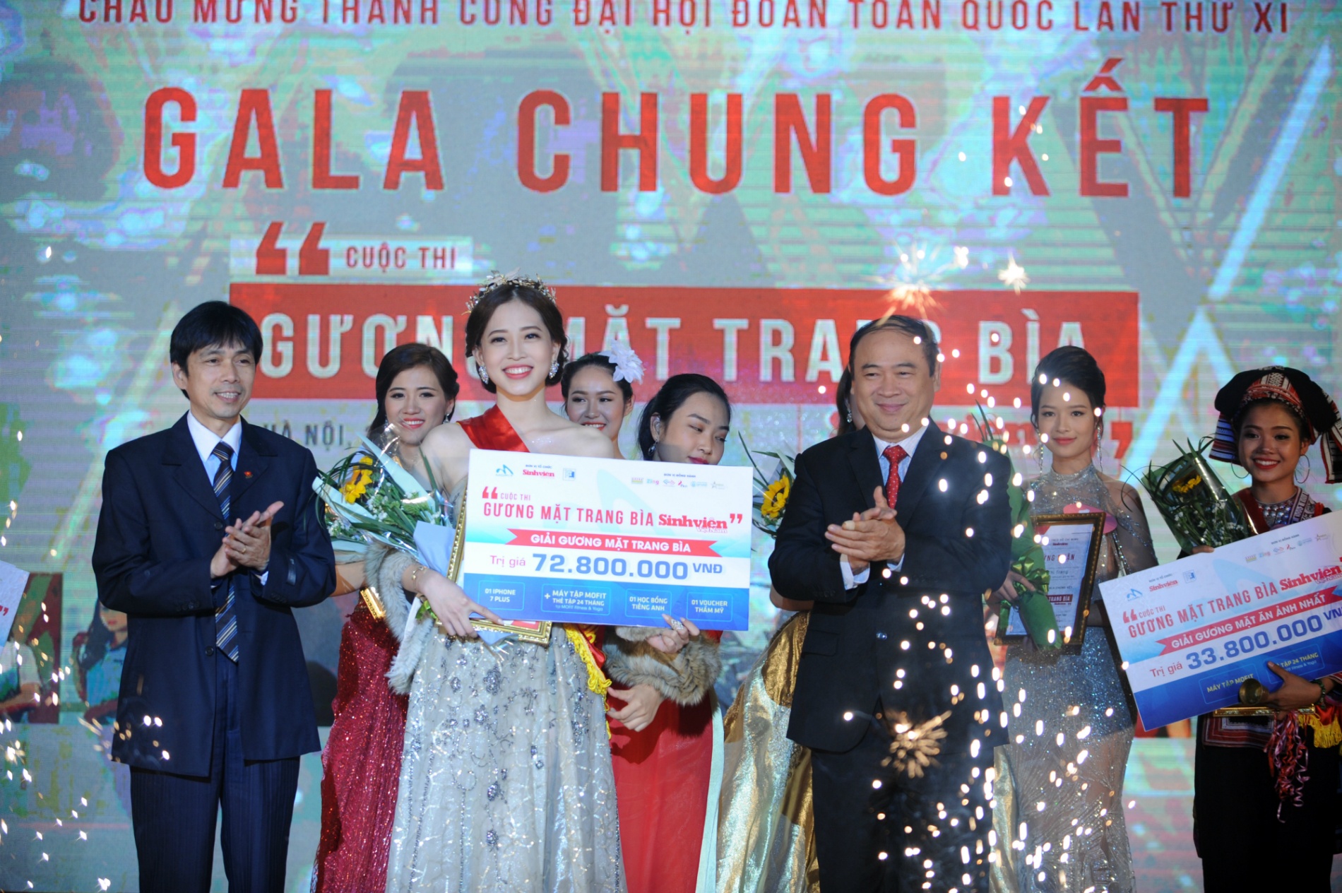 gương mặt trang bìa 2017 ảnh 5 guong mat trang bia 2017 anh 5