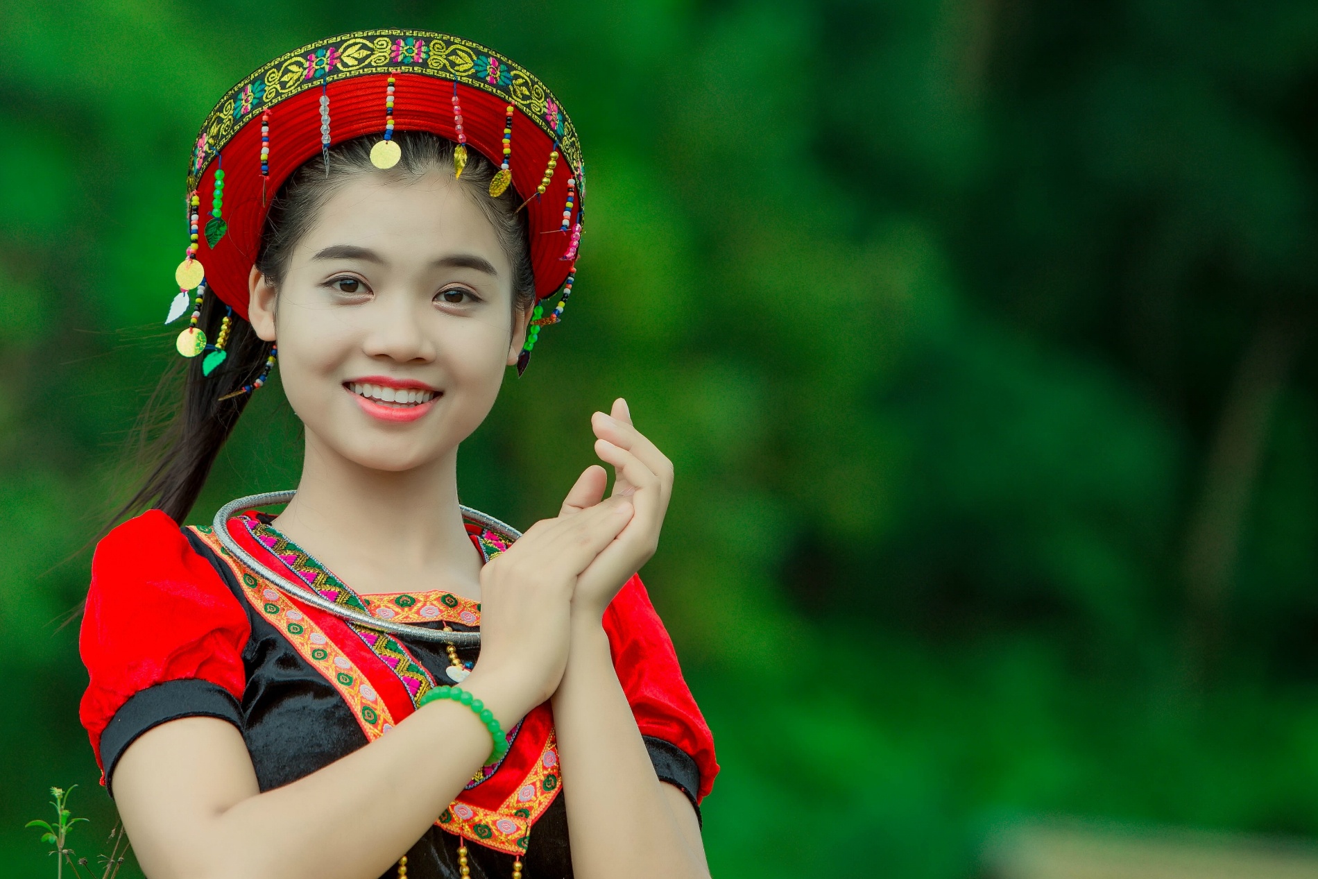 nu sinh DH Y duoc Thai Nguyen anh 4