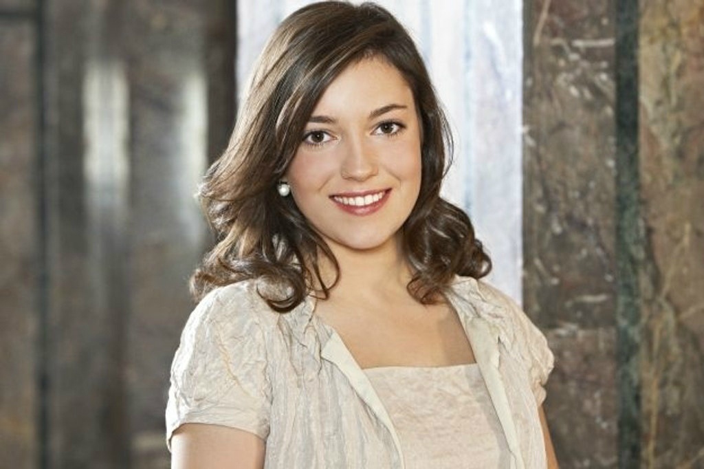 Hoang tu cong chua noi tieng the gioi anh 9