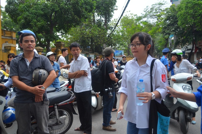 tuyen sinh vo 10 anh 1