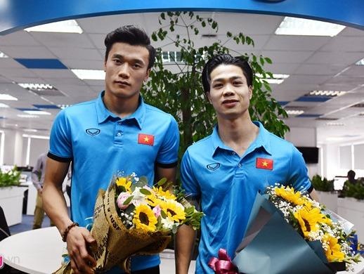 Tien Dung, Cong Phuong: 'Khong the o chung phong du chi mot luc' hinh anh