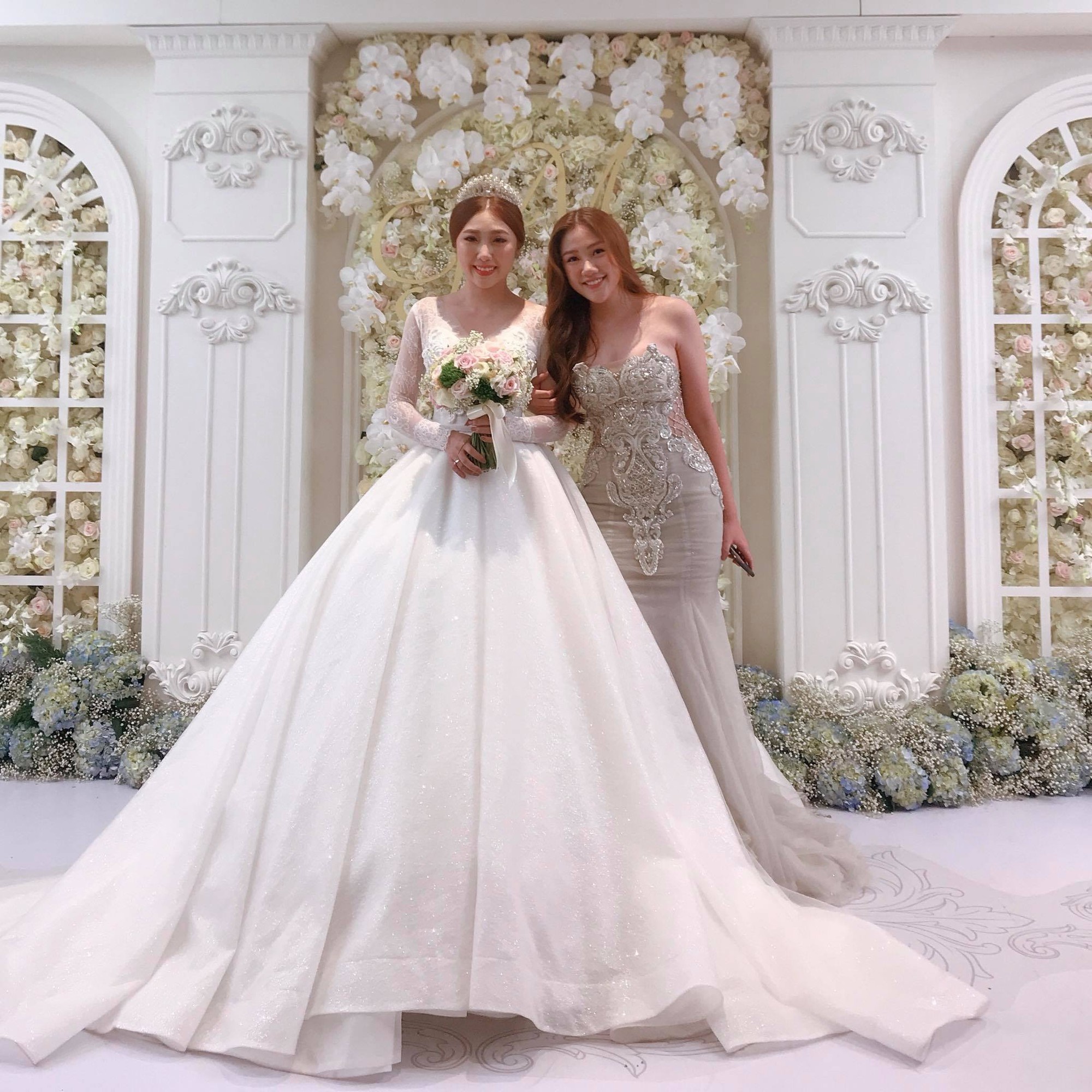 em gai nguoi noi tieng anh 4