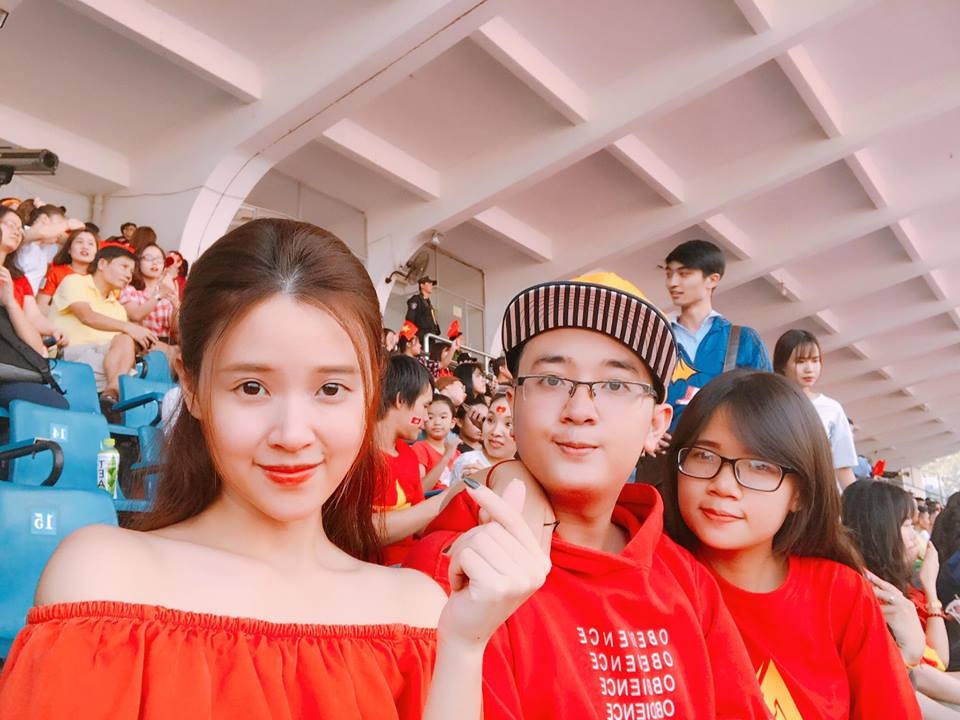 em gai nguoi noi tieng anh 9