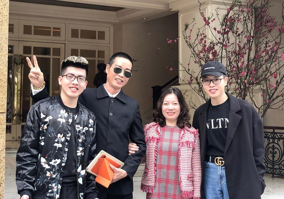 em gai nguoi noi tieng anh 8