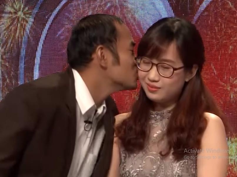 Chang trai vua gap ban gai da muon de 4 con trong 'Ban muon hen ho' hinh anh