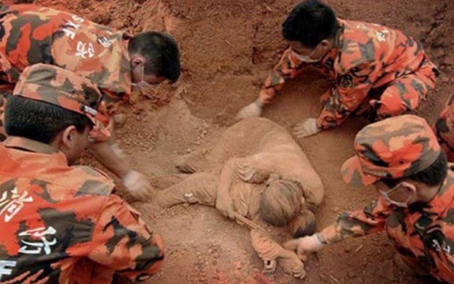 Nhung ba me phi thuong khien nhieu nguoi bat khoc hinh anh