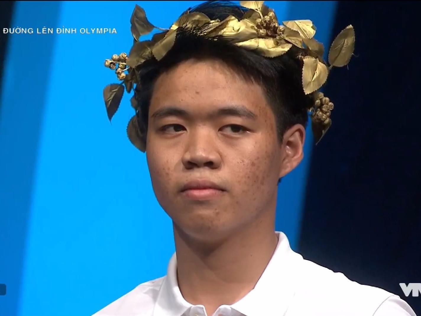 Nam sinh khong co doi thu ve diem so tai Duong len dinh Olympia hinh anh