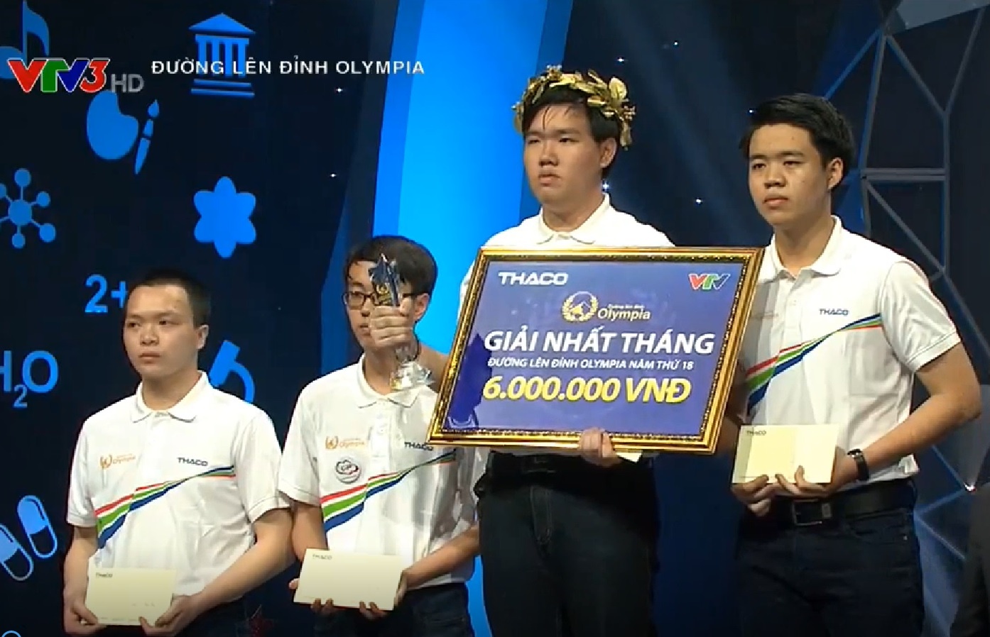 Duong len dinh Olympia anh 1