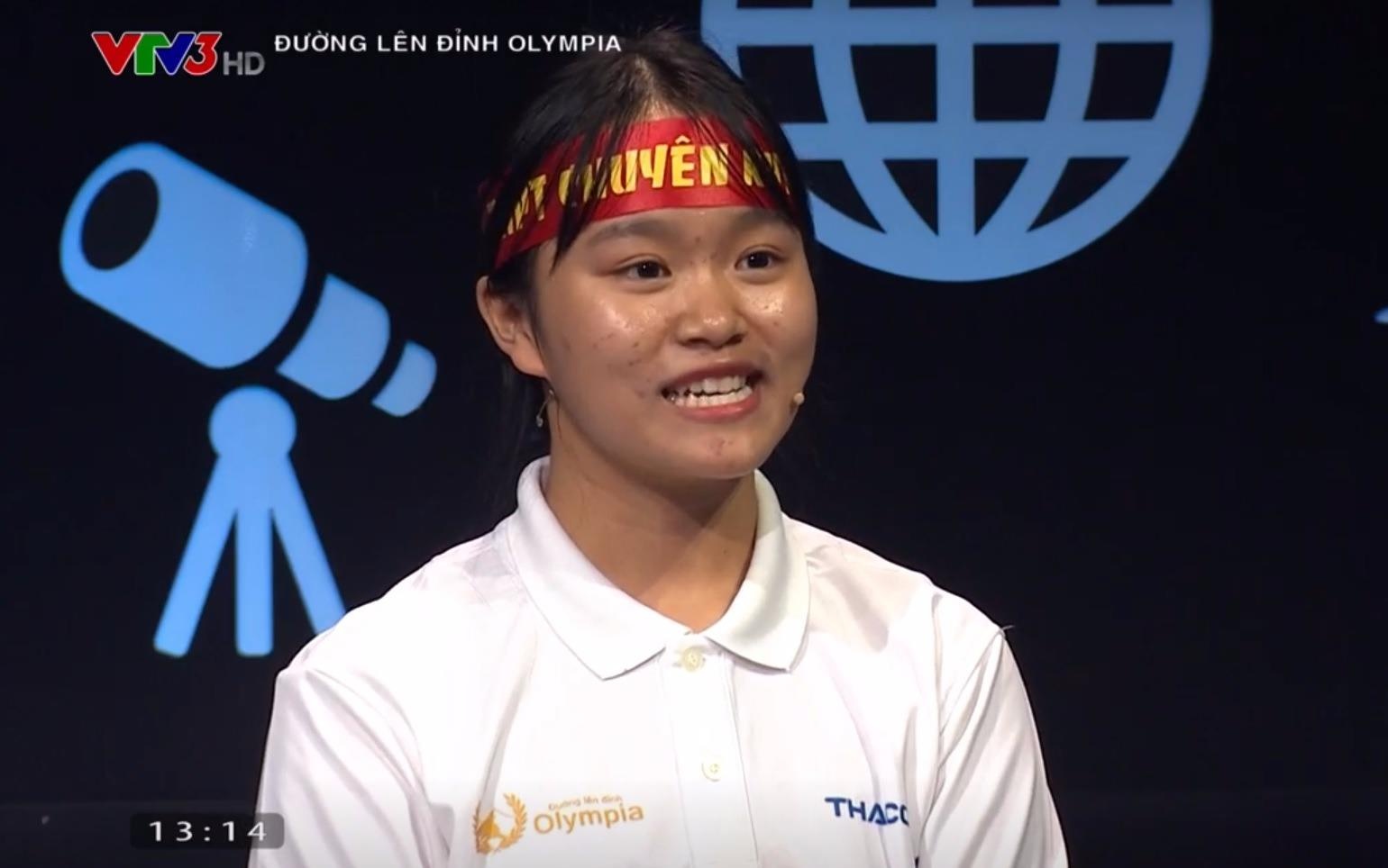 Huyen Trang dan dau 'doan leo nui' sau vong thi Khoi dong hinh anh