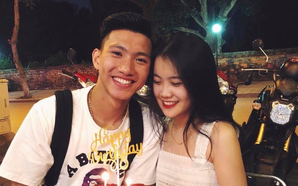 Co gai duoc cho la nguoi yeu cau thu Doan Van Hau gay chu y tuan qua hinh anh