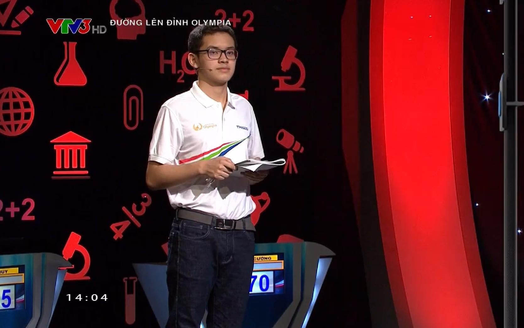 Hoang Cuong gianh diem 'nhanh nhu chop' o phan thi Ve dich hinh anh