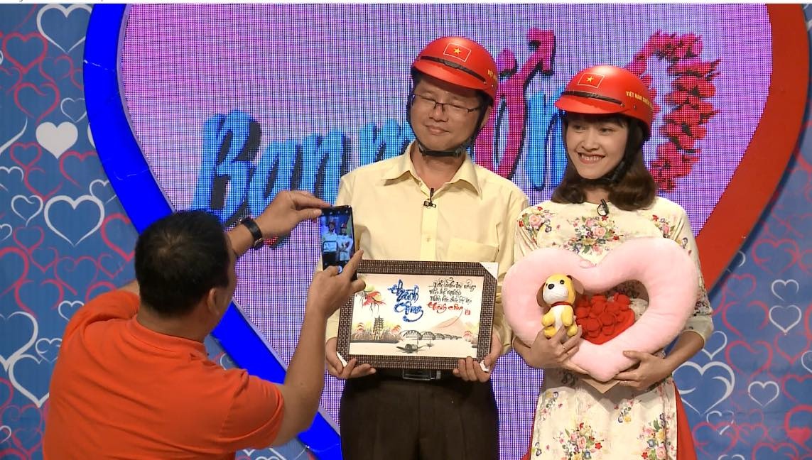 ban muon hen ho anh 2