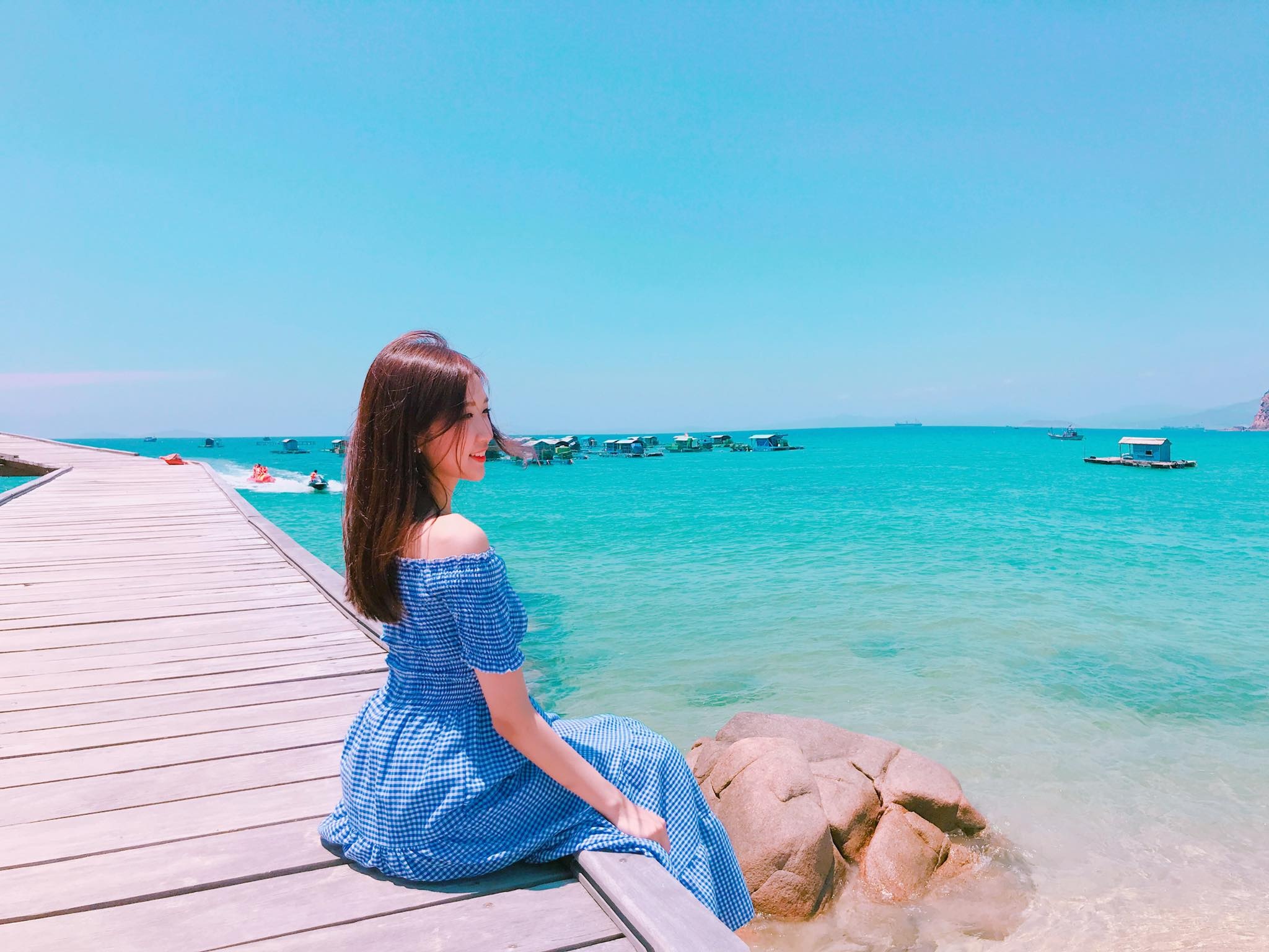 hot girl nuoc ngoai hat tieng Viet anh 6