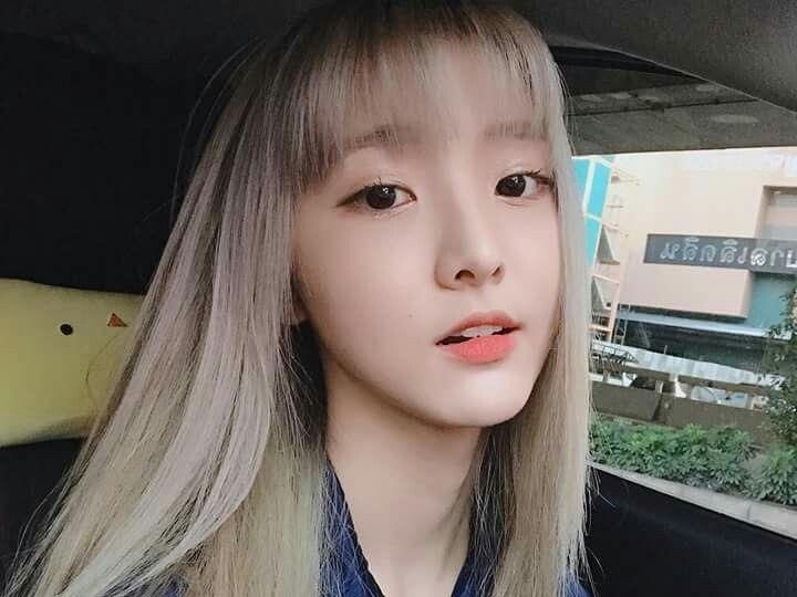 4 hot girl nuoc ngoai vua xinh dep vua hat tieng Viet hay hinh anh