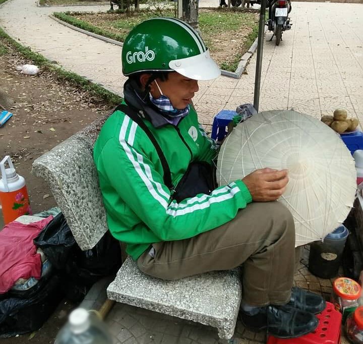 co gai chia se anh bo lai Grab anh 1