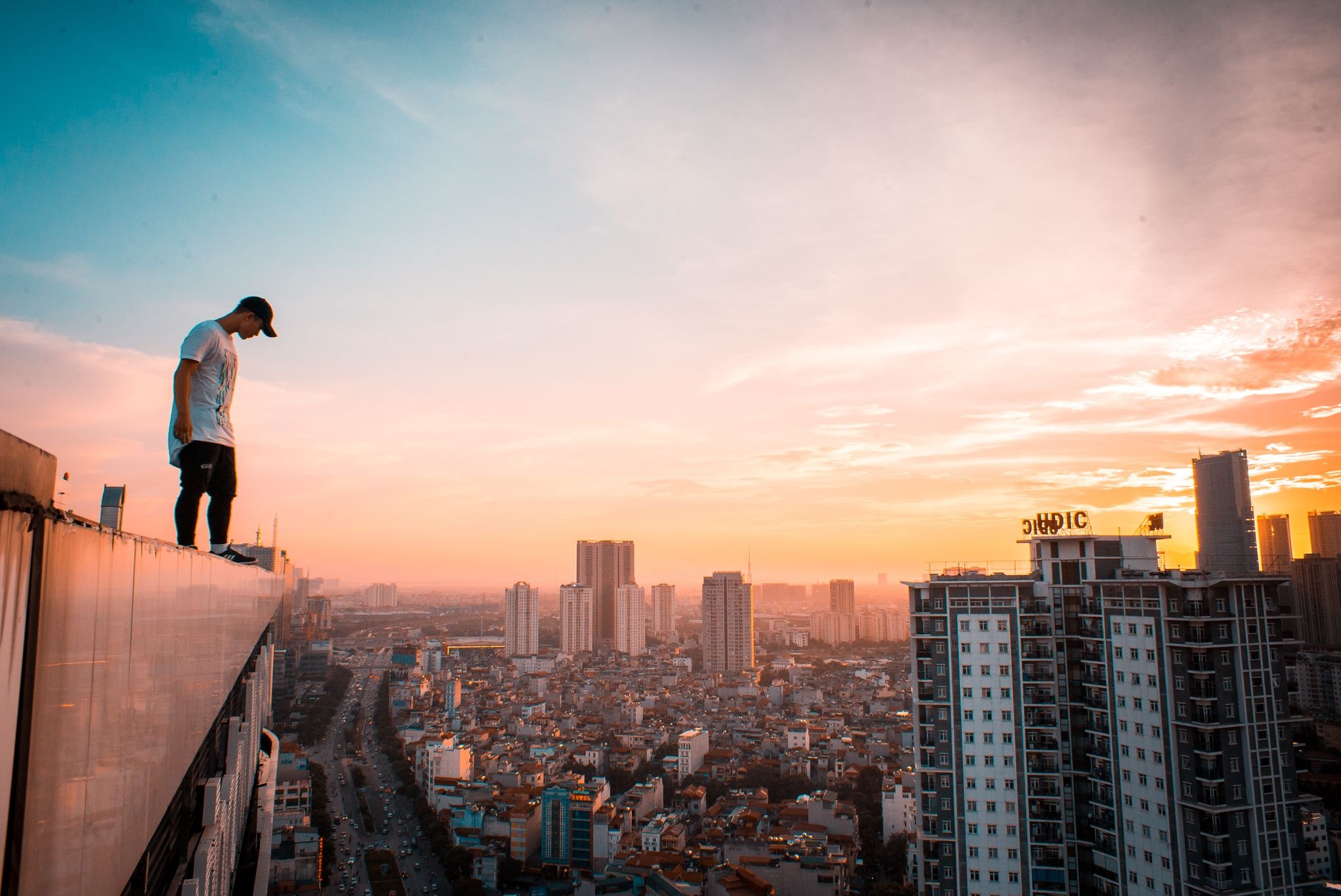 thử thách leo nóc nhà ảnh 8 thu thach leo noc nha anh 8