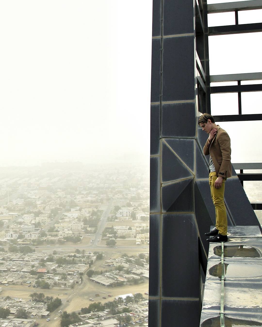 di xe truot tren noc nha 40 tang anh 3