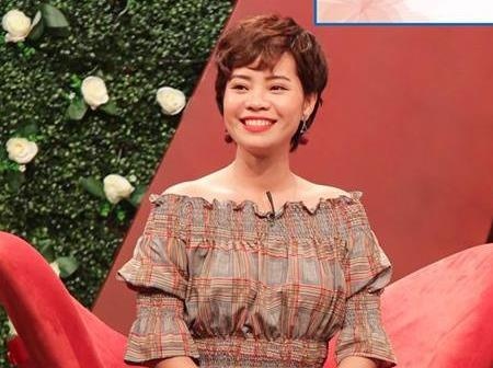 Co nang toc tem thich ngui mui mo hoi dan ong o 'Ban muon hen ho' hinh anh