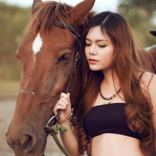 co gai binh luan tran Brazil Thuy Si anh 10