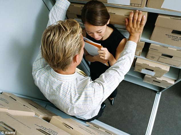 pho bi thu Doan cau hon nu sinh anh 1