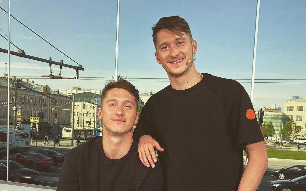 Cap sinh doi dien trai cua doi tuyen Nga hinh anh