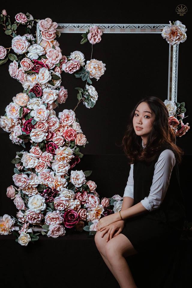 co gai tang hoa nguyen thu quoc gia anh 6